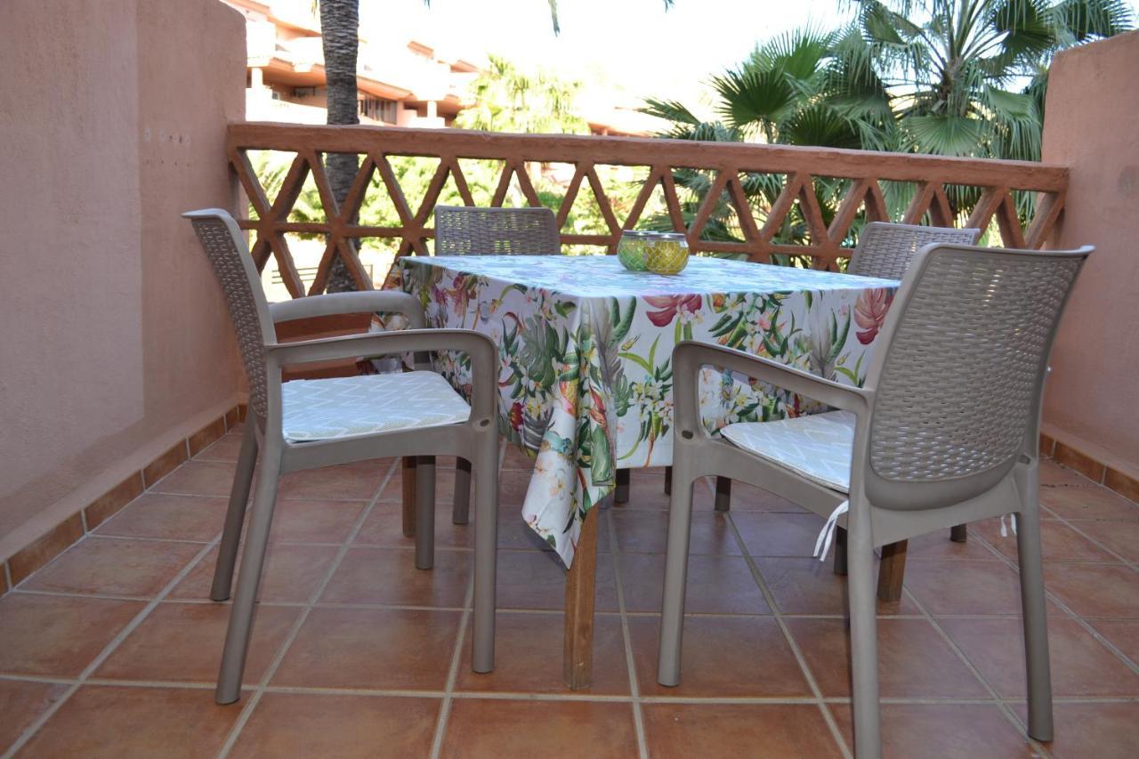 Apartementos Almerimar Golf Exterior photo